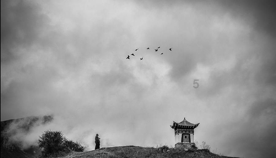 慈禧生前为什么要捉百个童男？直到孙殿英把自己的坟墓炸了个稀巴烂，大家才知