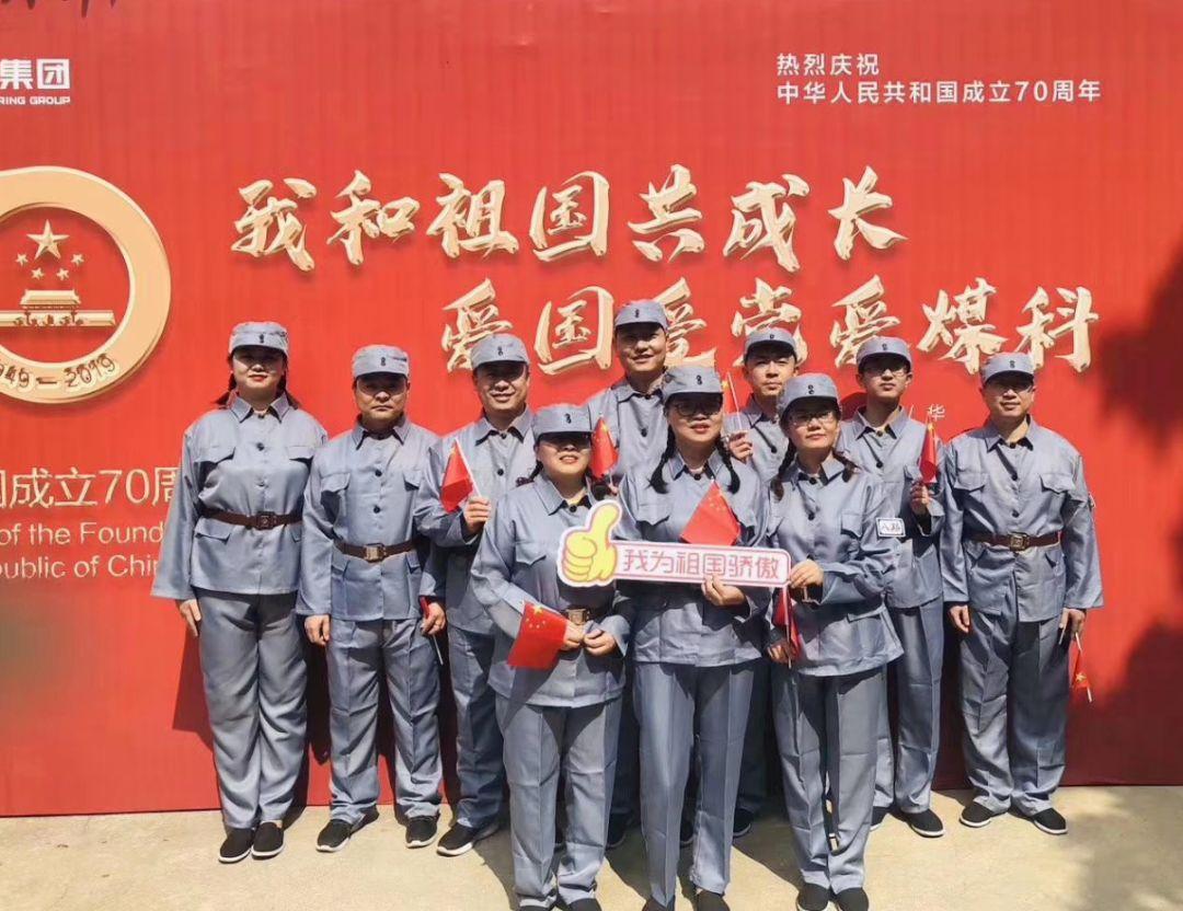 和女友相处一年多,女友亲猫不亲我,我怀疑是不是找了个假女友